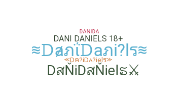 Gelaran - DaniDaniels